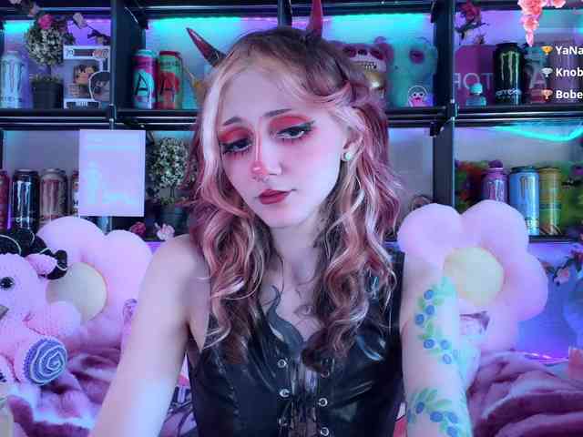 Devil-Baby webcam