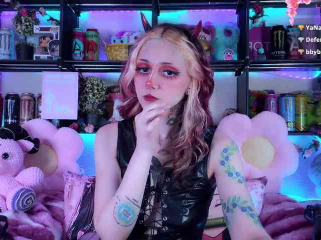 Devil-Baby webcam