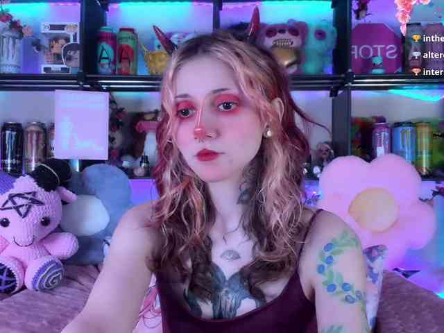 Devil-Baby webcam