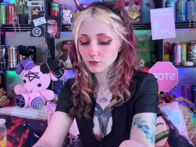 Devil-Baby webcam