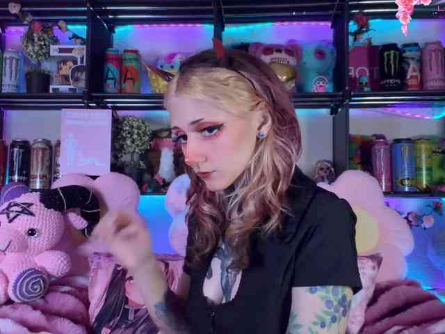 Devil-Baby webcam