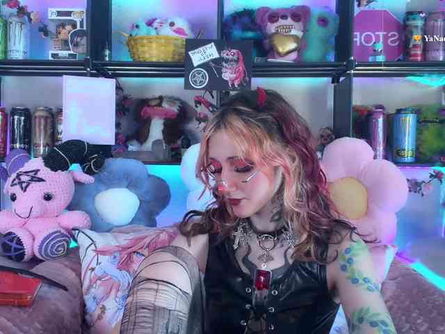 Devil-Baby webcam