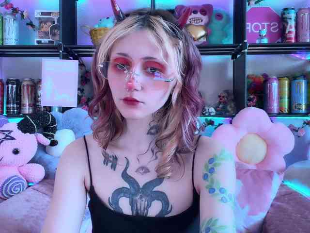 Devil-Baby webcam