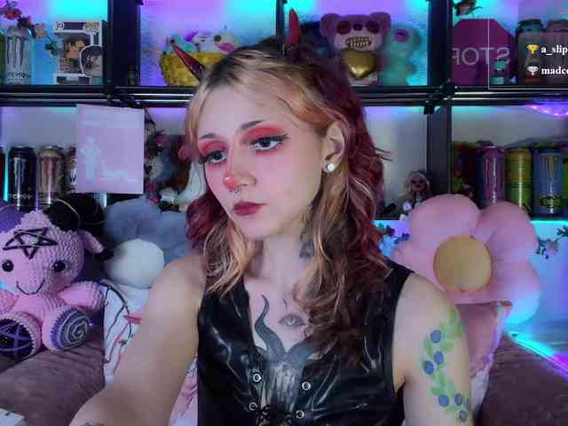 Devil-Baby webcam