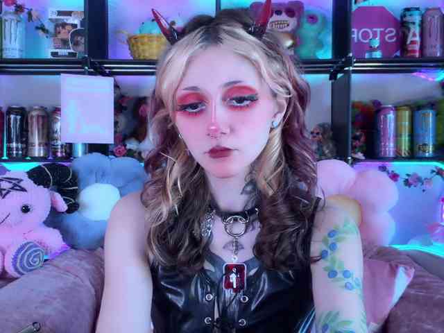 Devil-Baby webcam