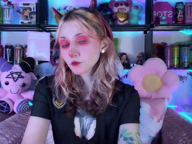 Devil-Baby webcam