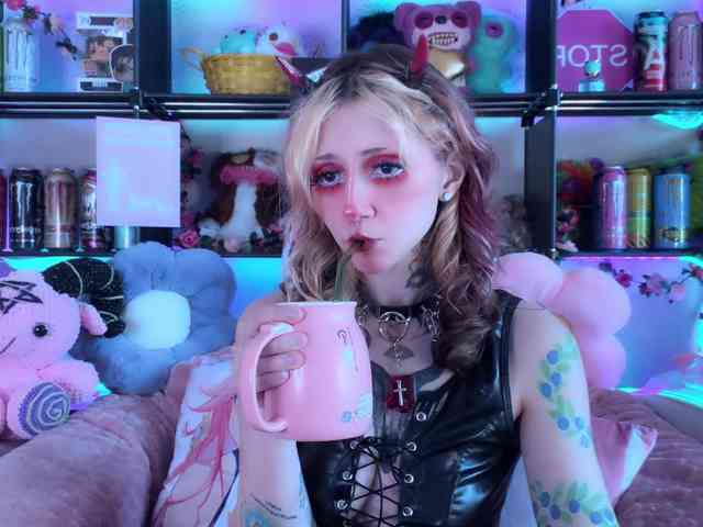 Devil-Baby webcam