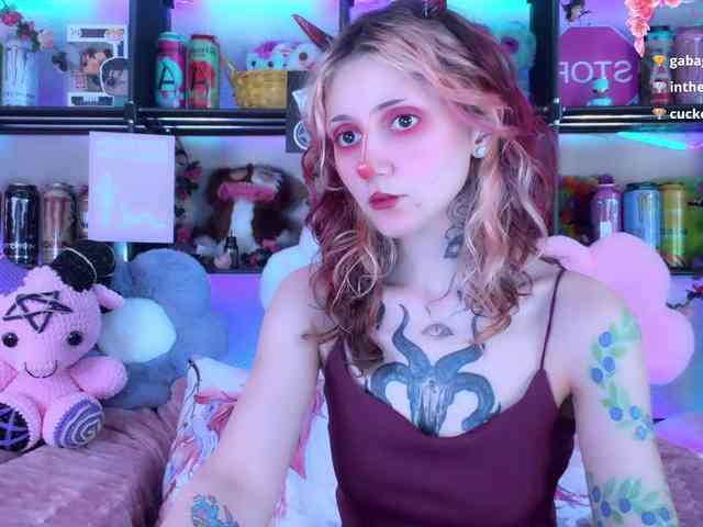 Devil-Baby webcam