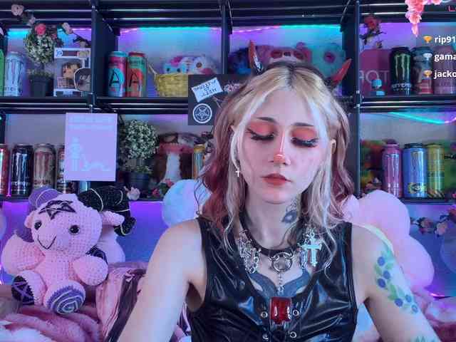 Devil-Baby webcam