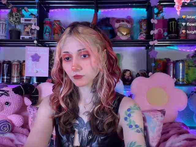 Devil-Baby webcam