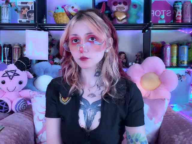 Devil-Baby webcam