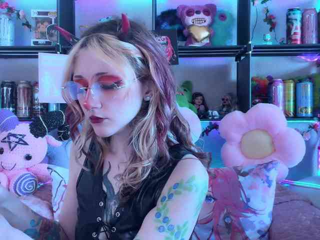 Devil-Baby webcam