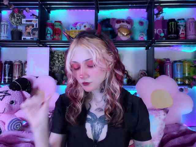 Devil-Baby webcam