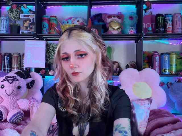 Devil-Baby webcam