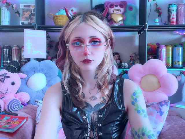 Devil-Baby webcam