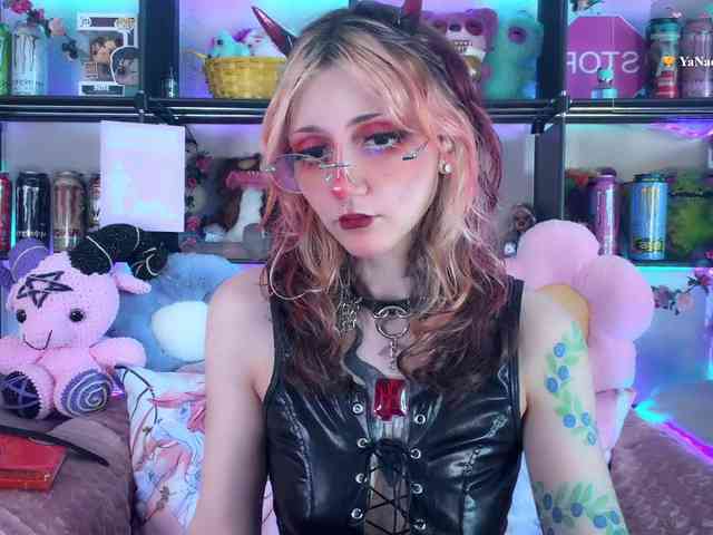 Devil-Baby webcam