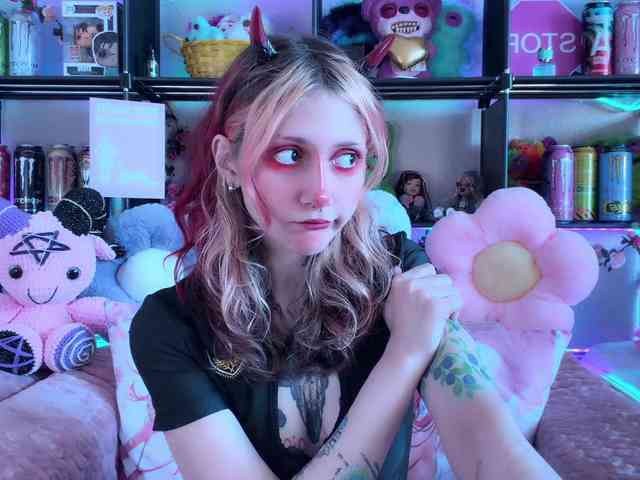 Devil-Baby webcam