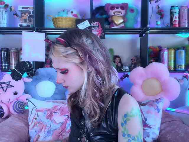 Devil-Baby webcam