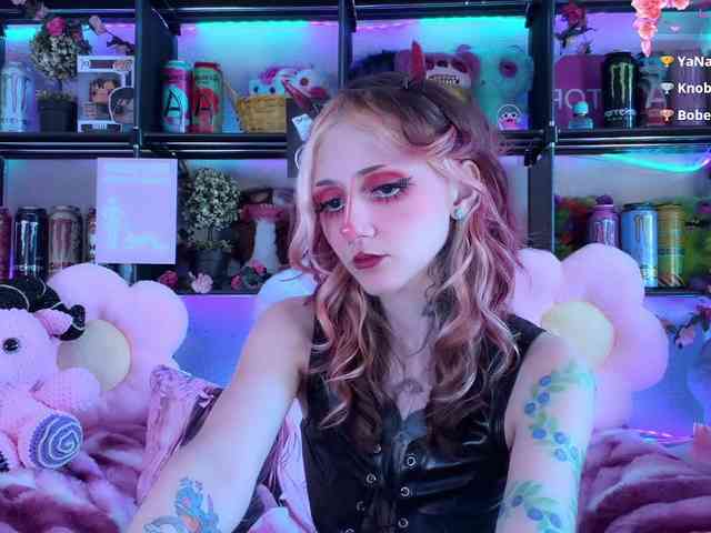 Devil-Baby webcam