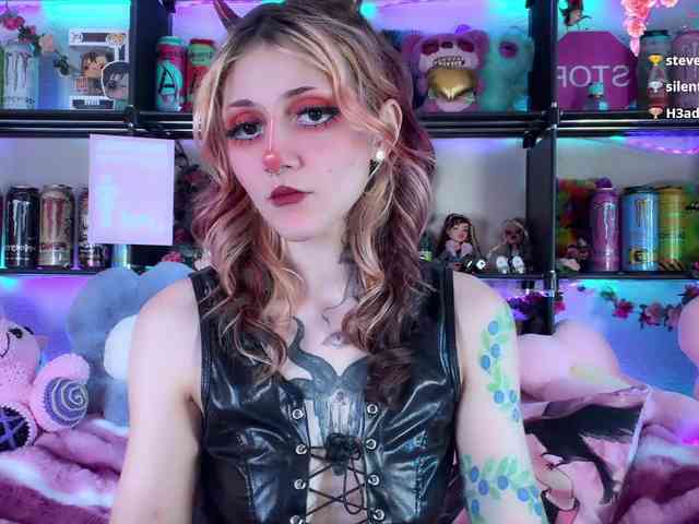 Devil-Baby webcam