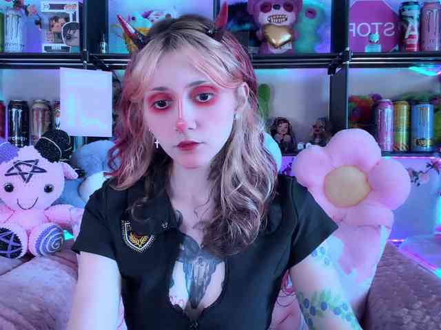 Devil-Baby webcam