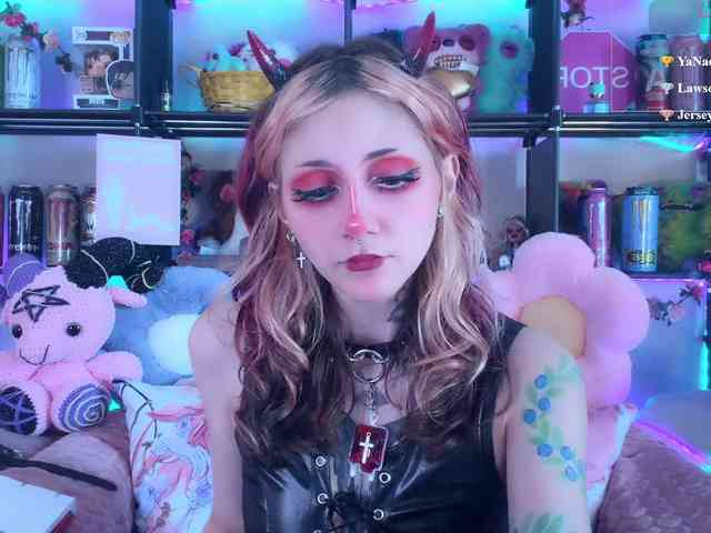 Devil-Baby webcam