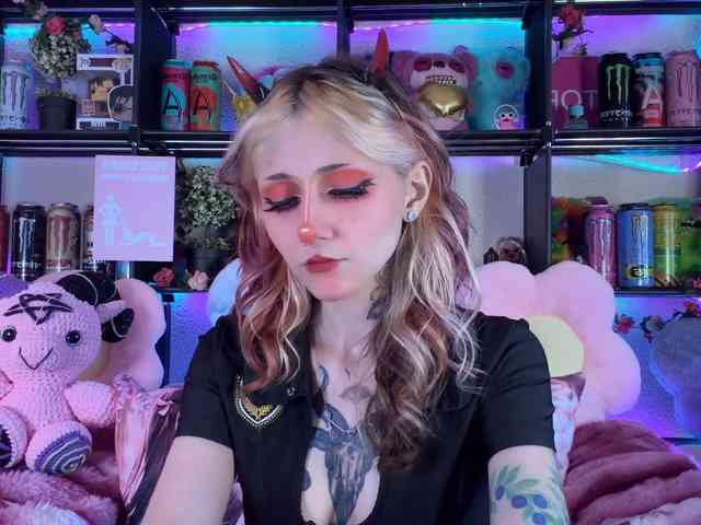 Devil-Baby webcam