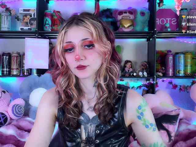 Devil-Baby webcam