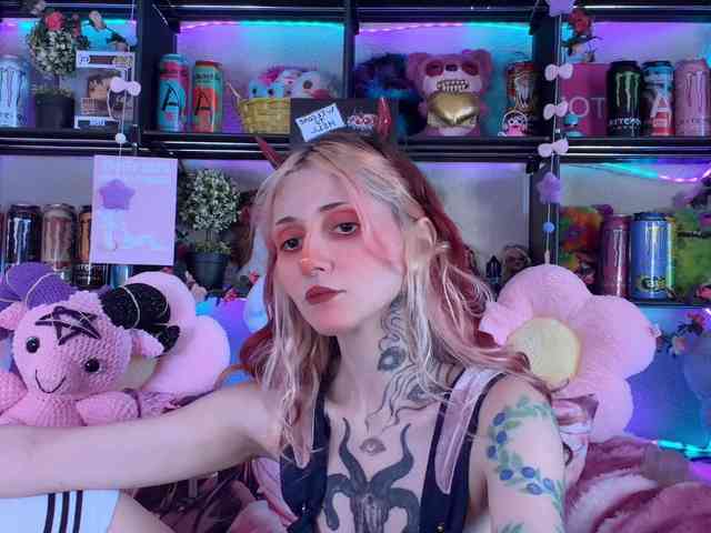 Devil-Baby webcam