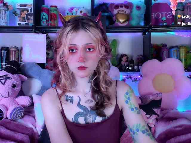 Devil-Baby webcam