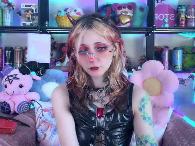 Devil-Baby webcam