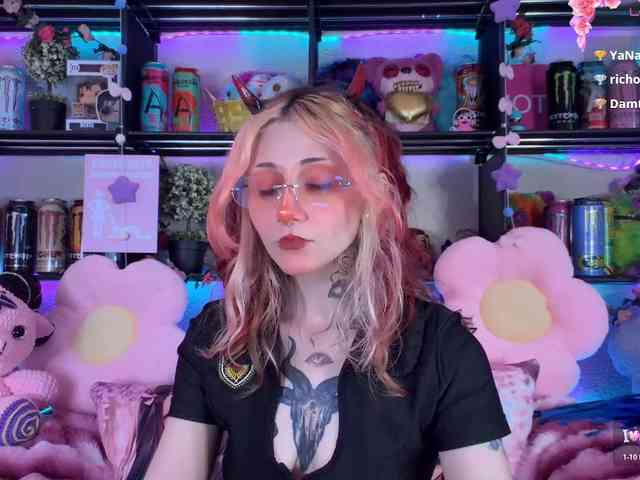 Devil-Baby webcam