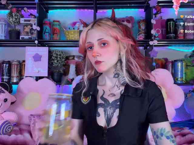 Devil-Baby Live Webcam on BongaCams
