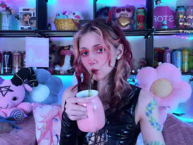 Devil-Baby webcam