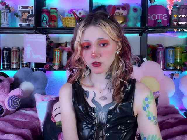 Devil-Baby webcam