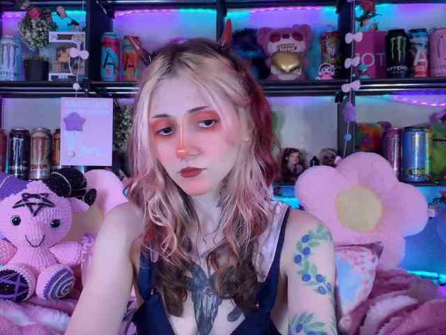 Devil-Baby webcam