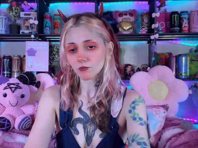 Devil-Baby webcam