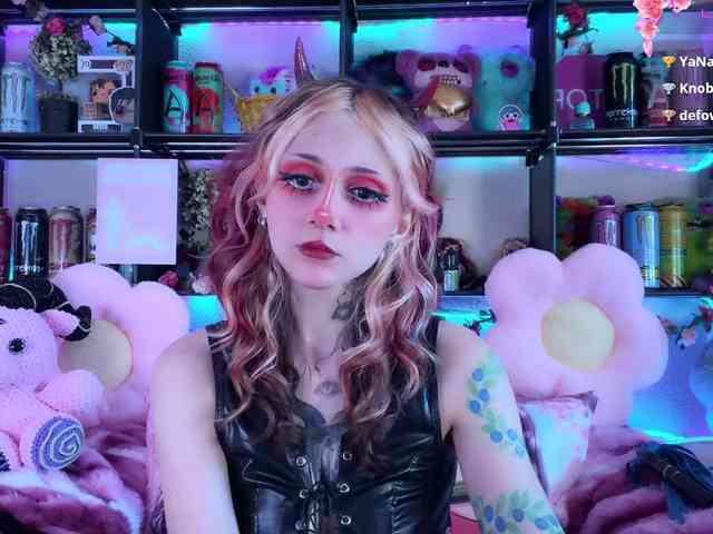 Devil-Baby webcam