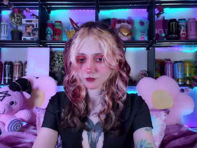 Devil-Baby webcam