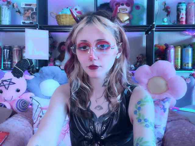 Devil-Baby webcam