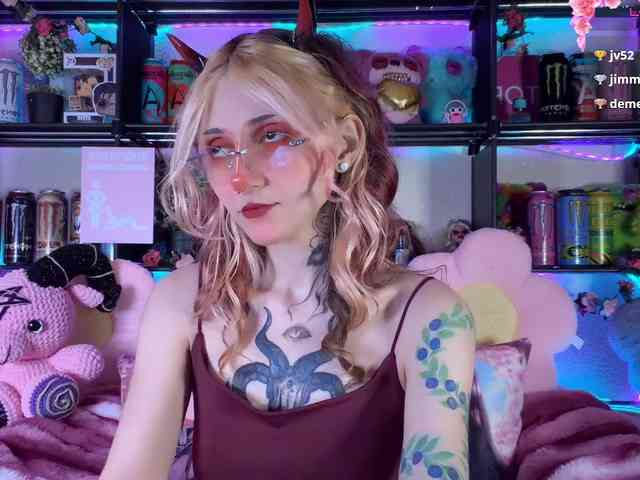 Devil-Baby webcam