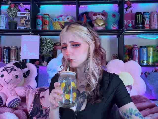 Devil-Baby webcam
