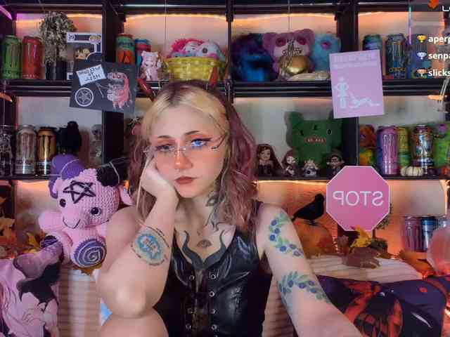 Devil-Baby webcam