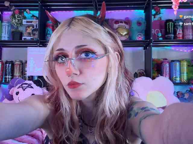 Devil-Baby webcam