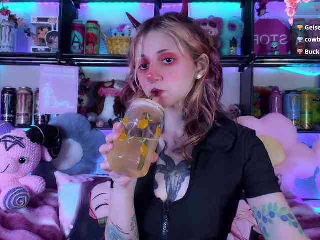 Devil-Baby webcam