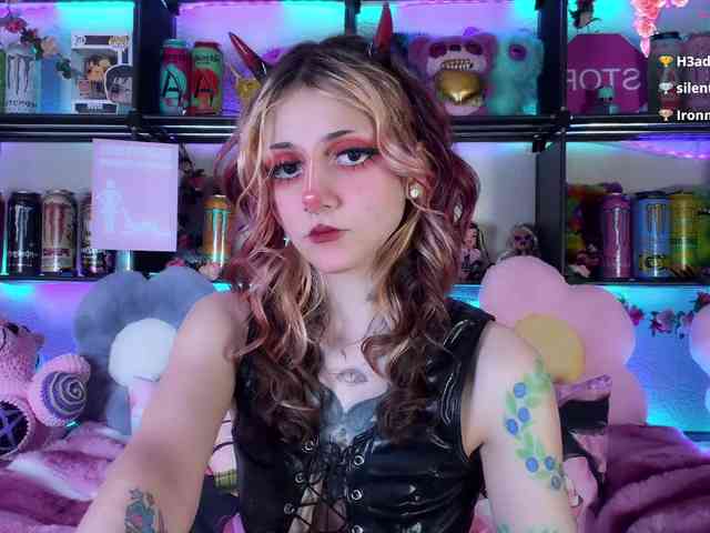 Devil-Baby webcam