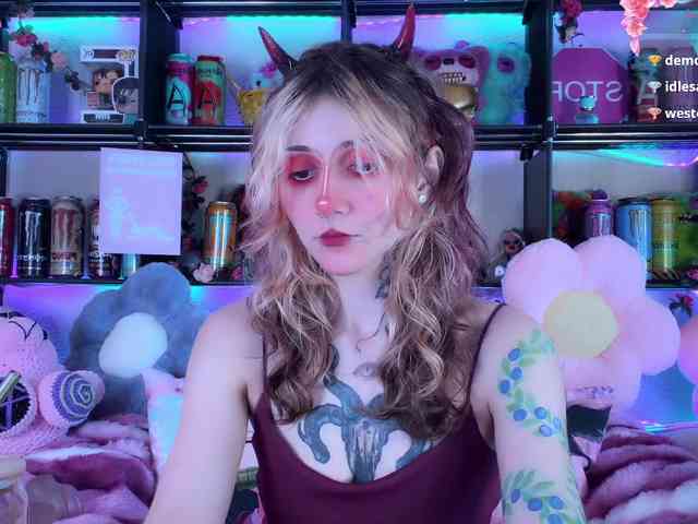 Devil-Baby webcam