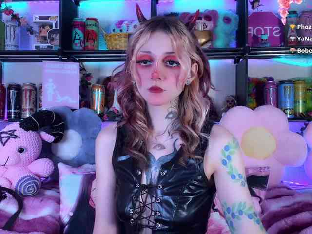 Devil-Baby webcam