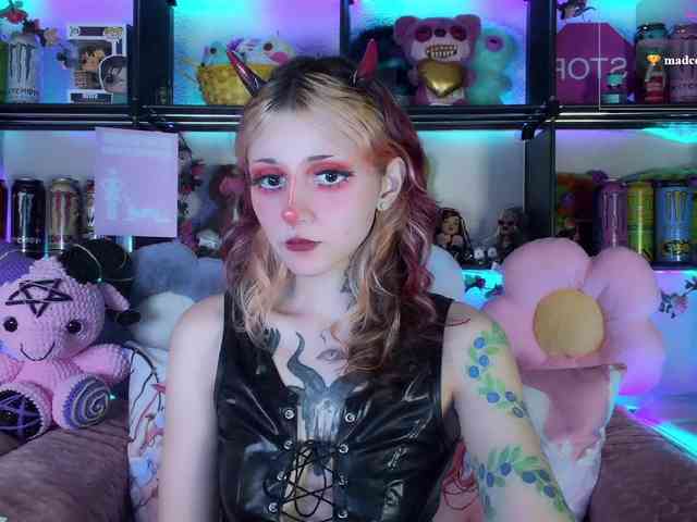Devil-Baby webcam
