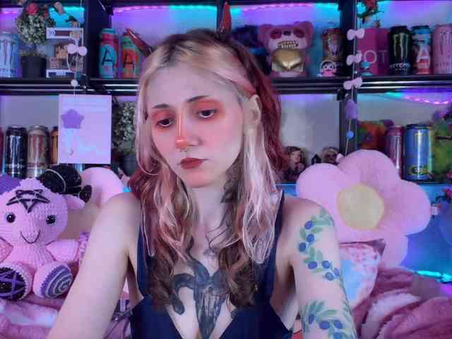 Devil-Baby webcam